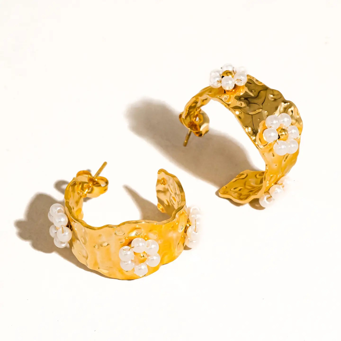 18K Gold Non-Tarnish Vintage Pearl Floral Hoop Earring