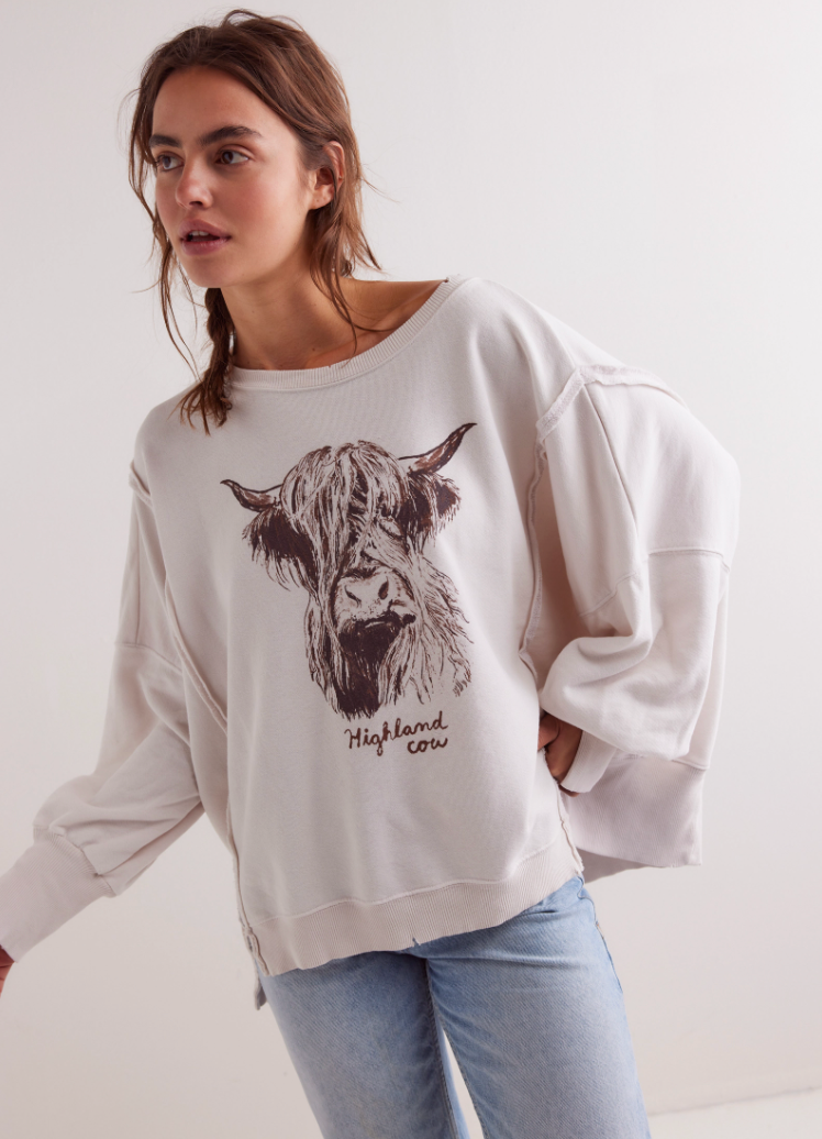 Highland Cow Pullover