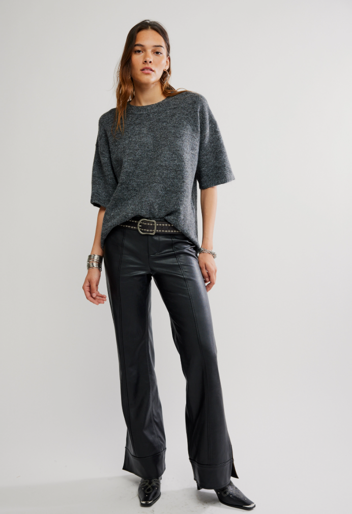 Cane Short Sleeve Sweater Top