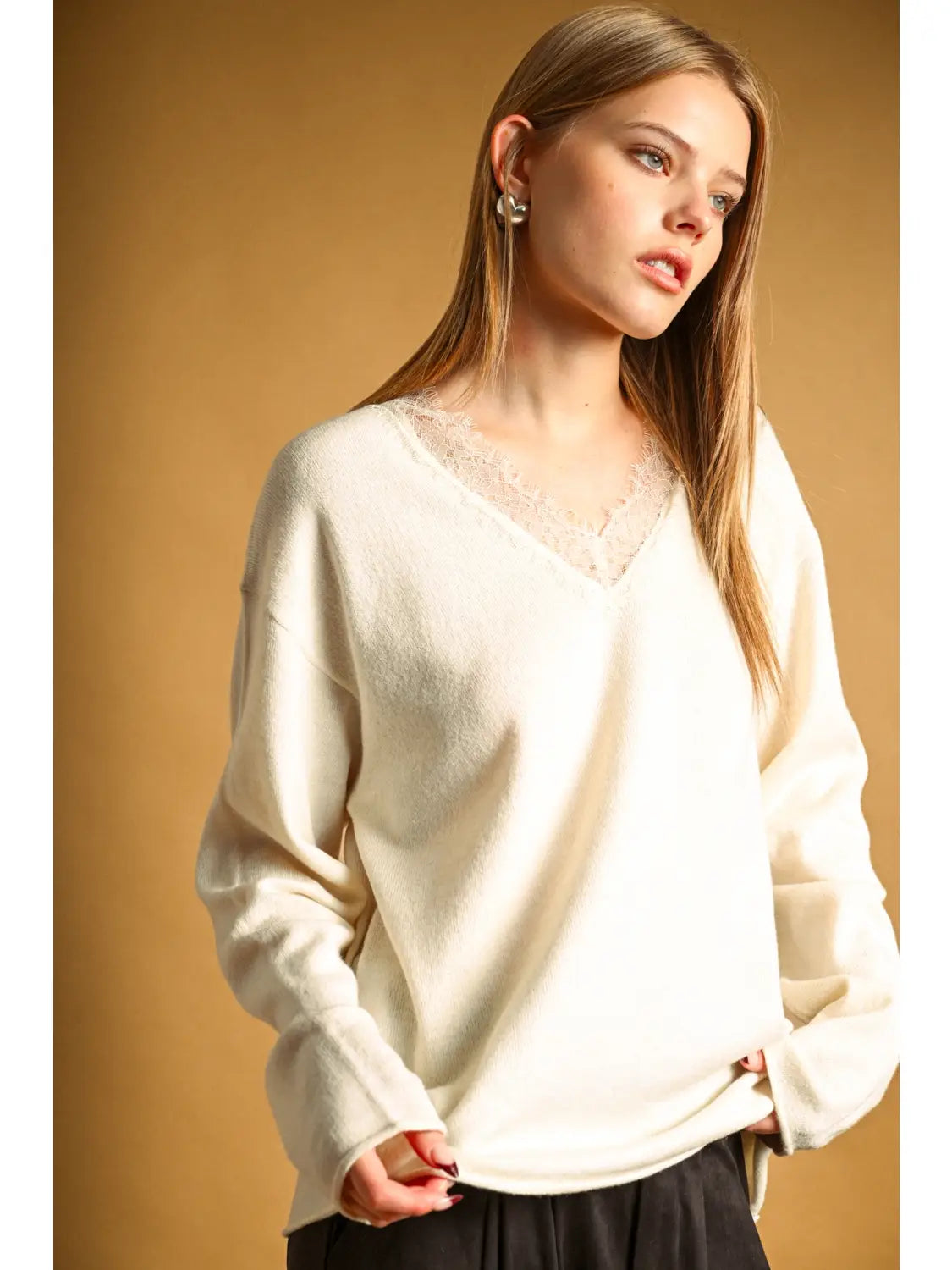 Tessa Contrasted Light Weight Sweater