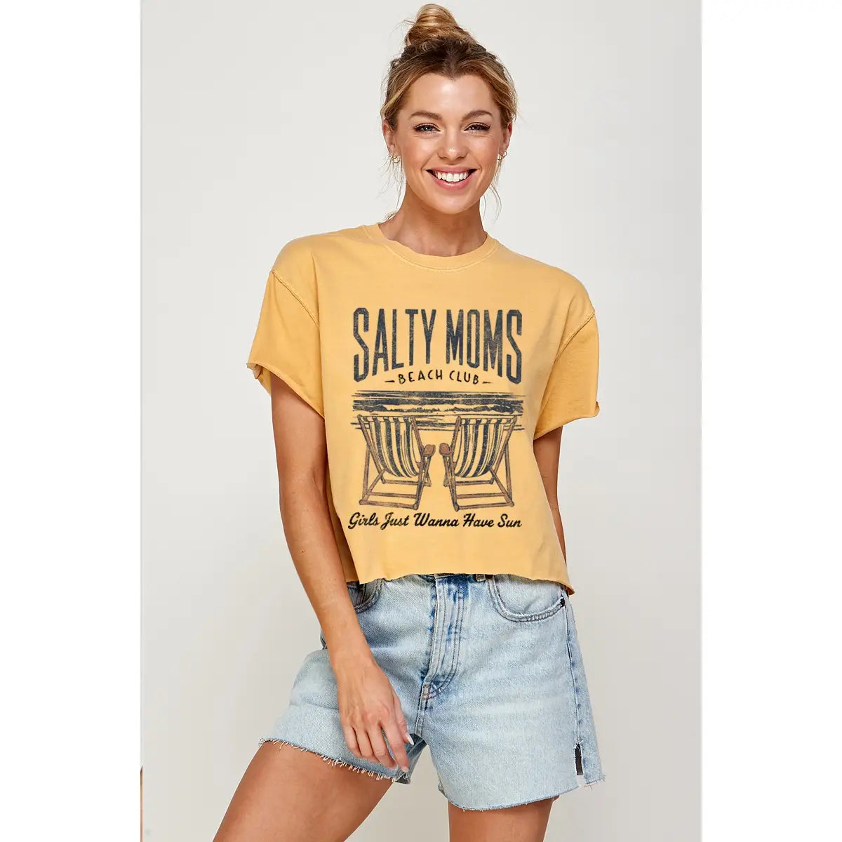 Salty Mom Crop Vintage Graphic Tee