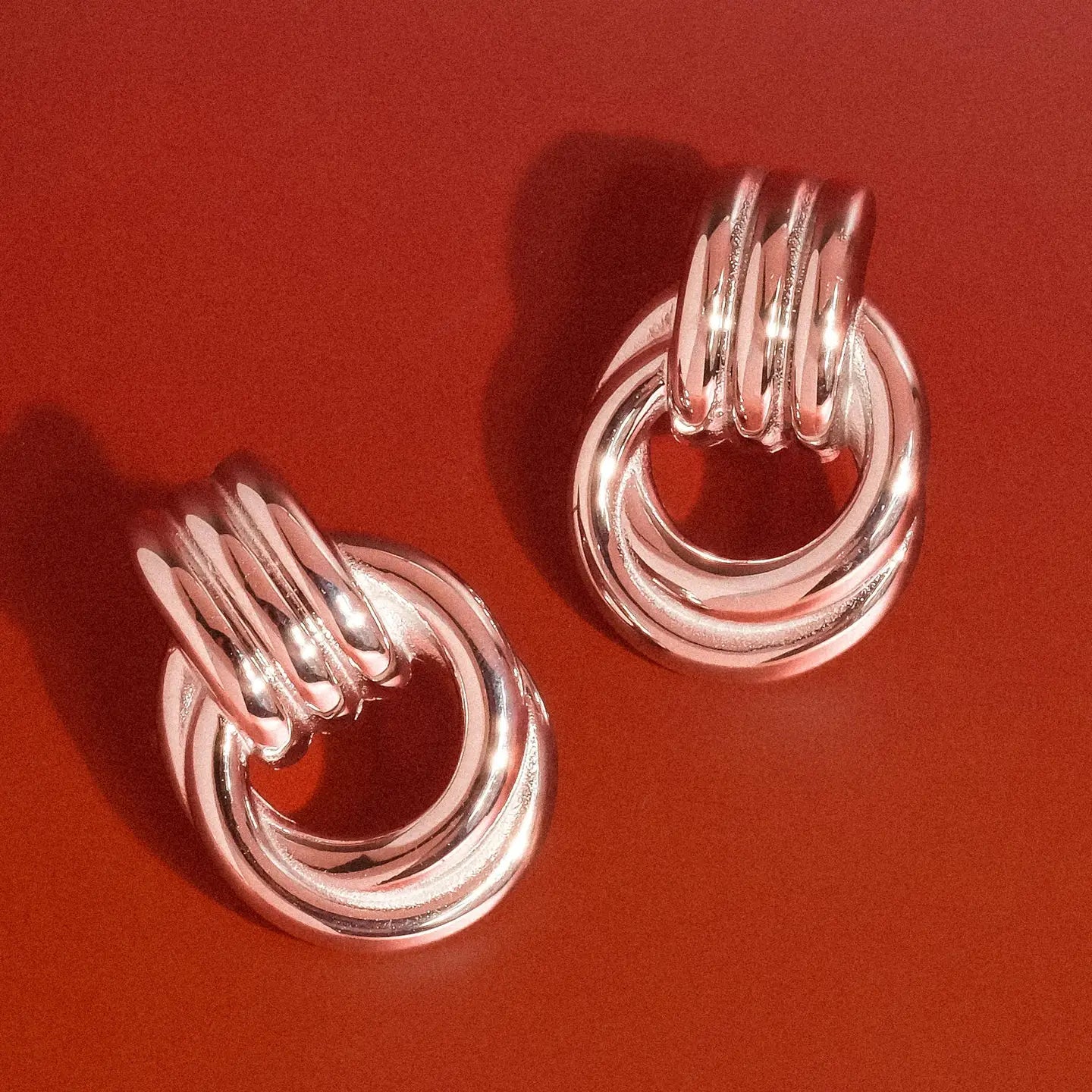 Non-Tarnish Contrasting Hoop Earring