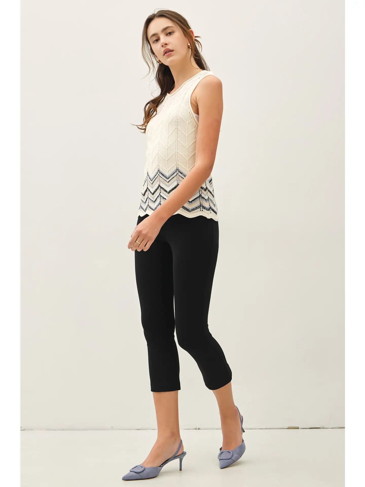Poppy Chevron Patterned Sleeveless Knt Top