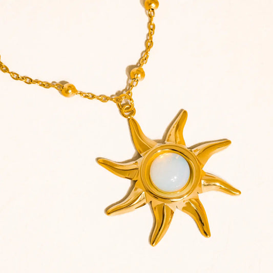 18K Gold Non-Tarnish Sun Pendant Chain Necklace