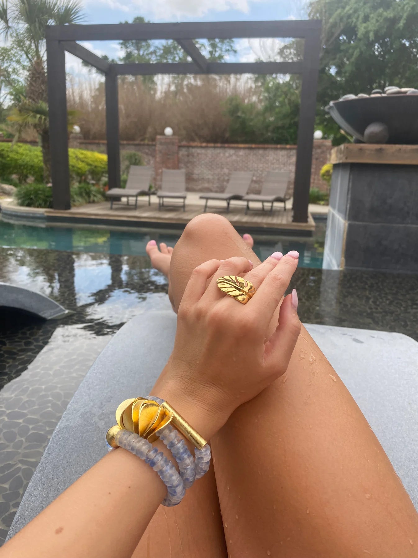 Tropical Leaf Ring