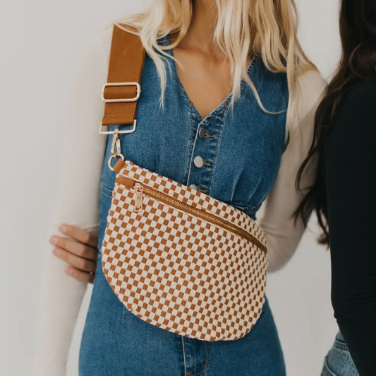 Westyn Woven Crossbody Bag: Checkered Brown