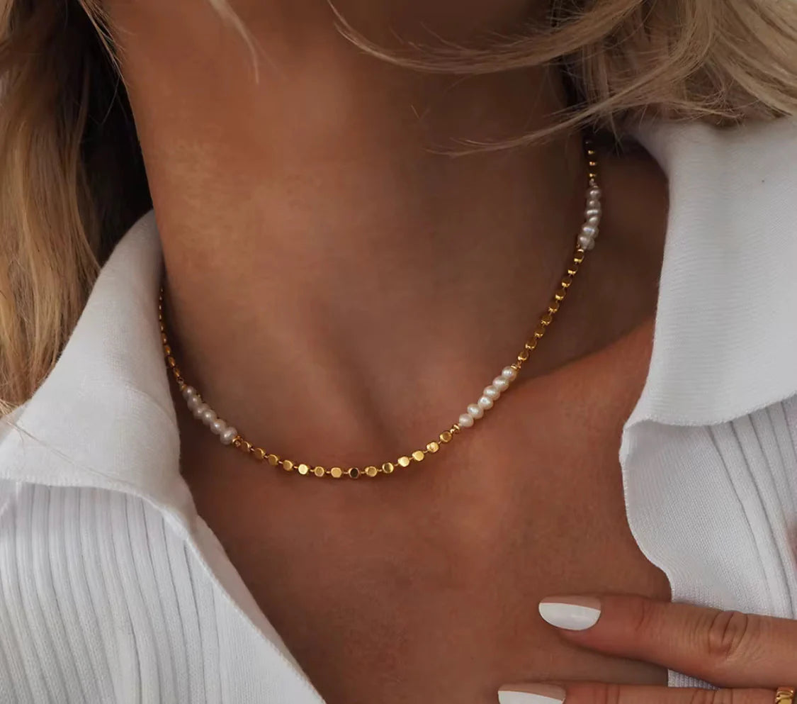 Kaia Pearl Choker