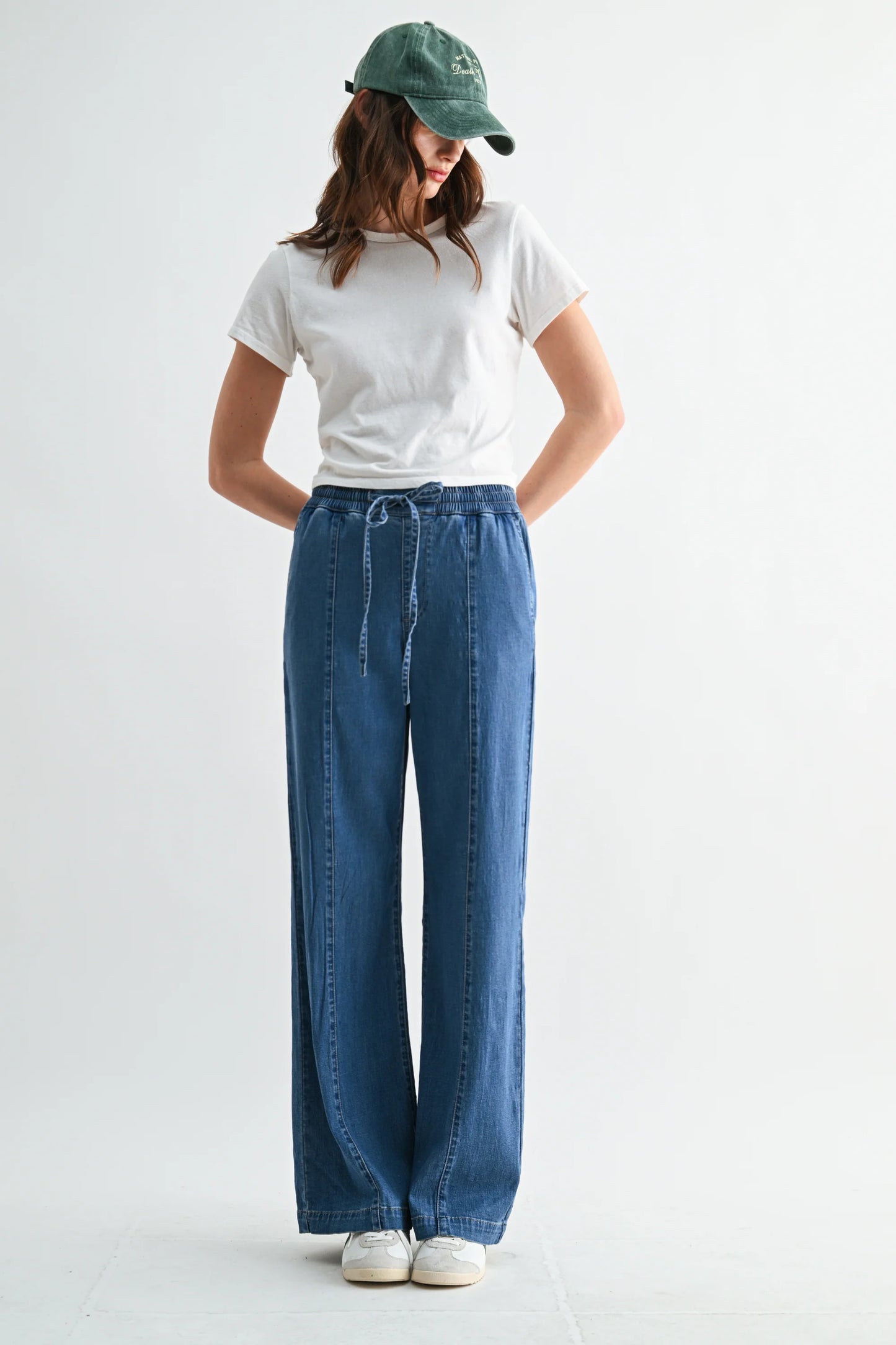 Oliver High Rise Wide Leg Pull On Soft Denim Pant