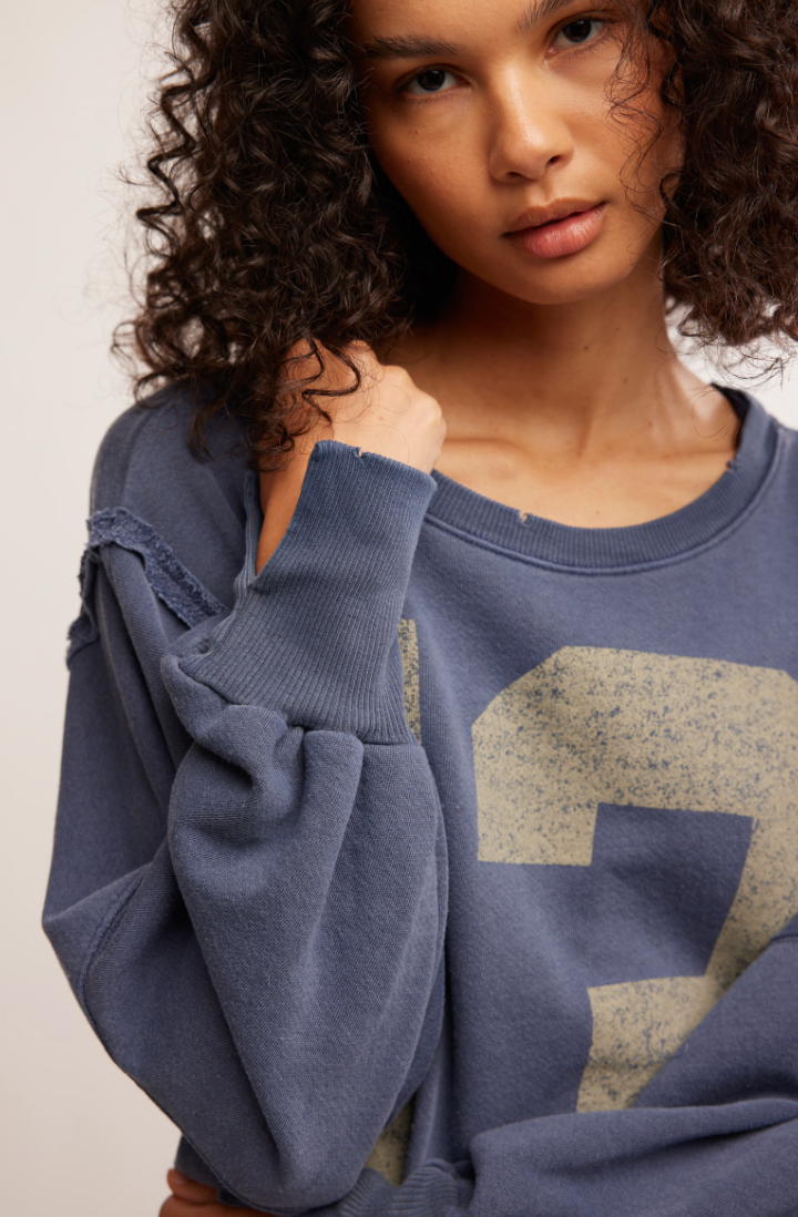 Taylor Graphic Pullover