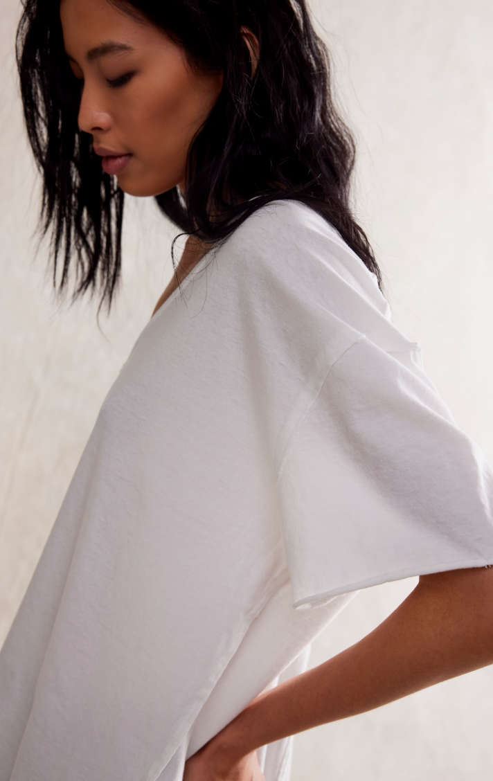 Lara V Neck Tee
