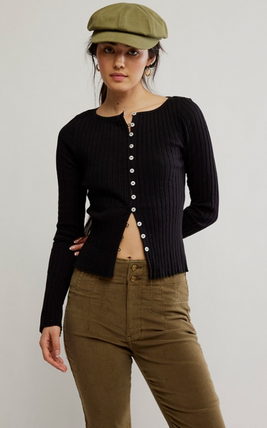 Lila LS Button Front Top