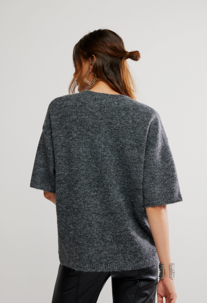 Cane Short Sleeve Sweater Top