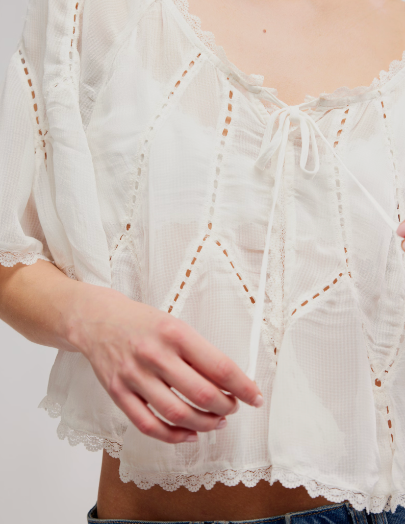 Michelle Eyelet Blouse