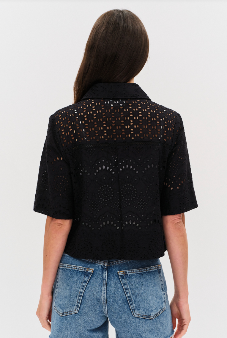 Tove Eyelet Double Pocket Top