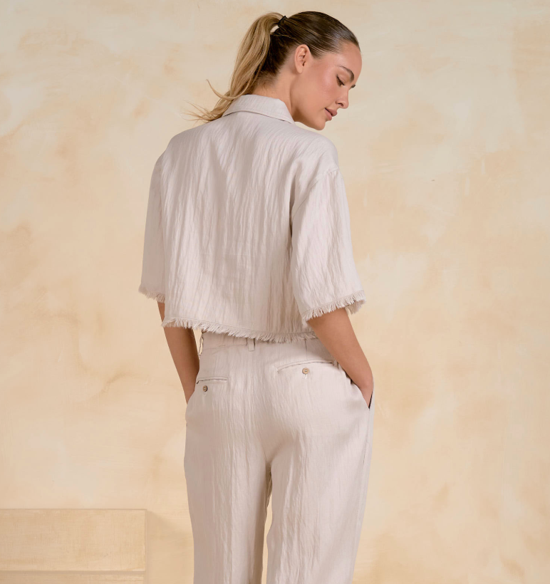 Antonia Fray Hem Woven Button Down