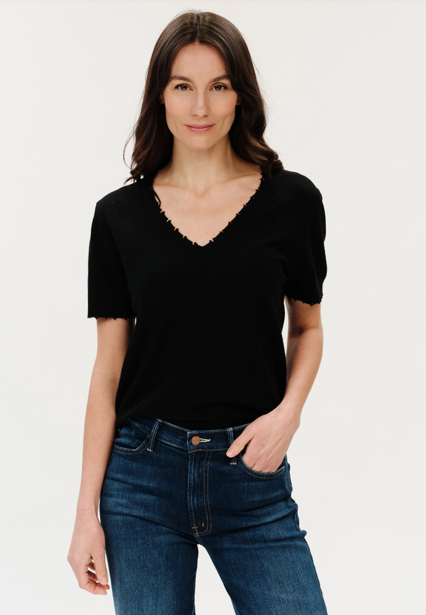 Gemma V-Neck Frayed Hem SS Sweater