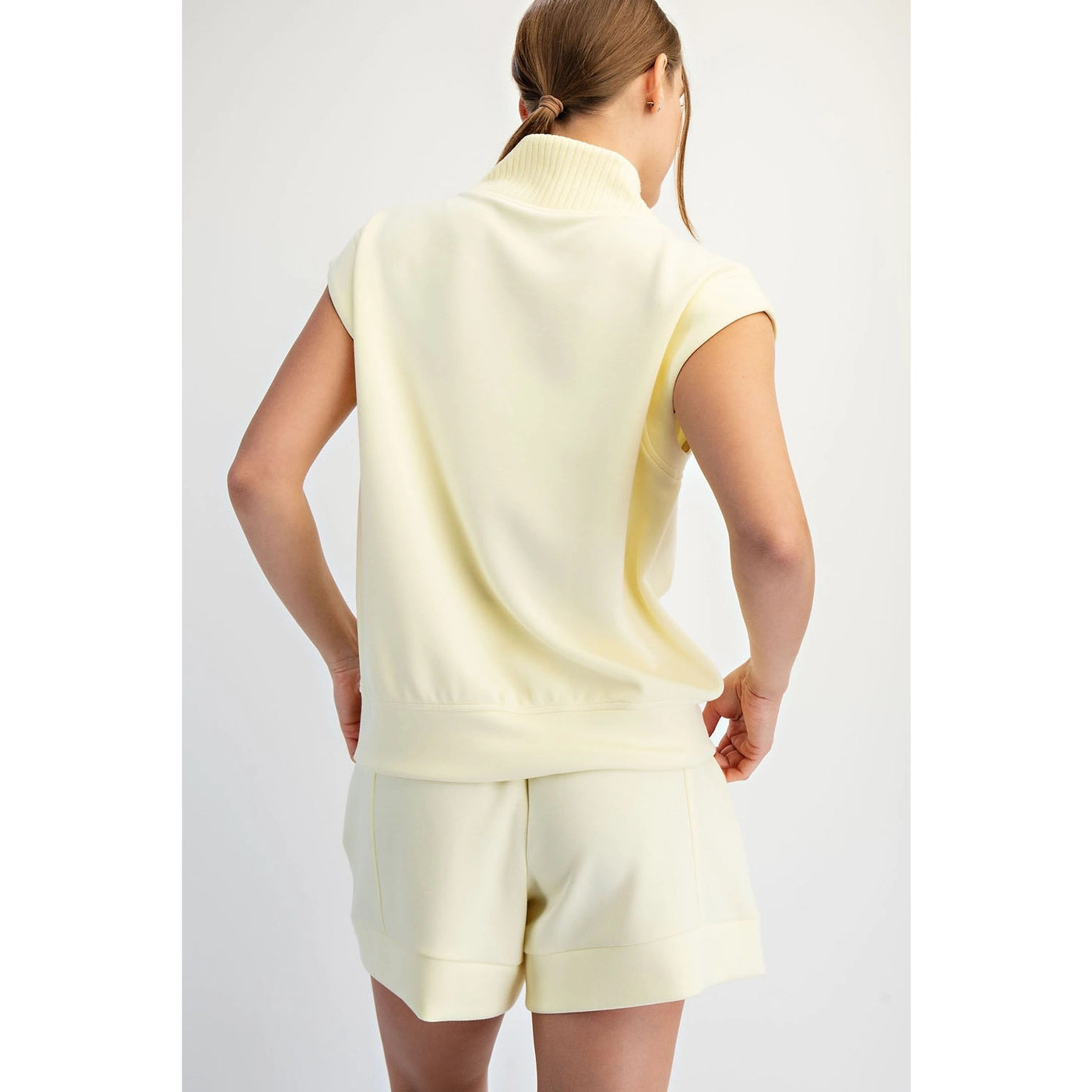 Zinnia Modal Scuba Quarter Zip Sleeveless Top