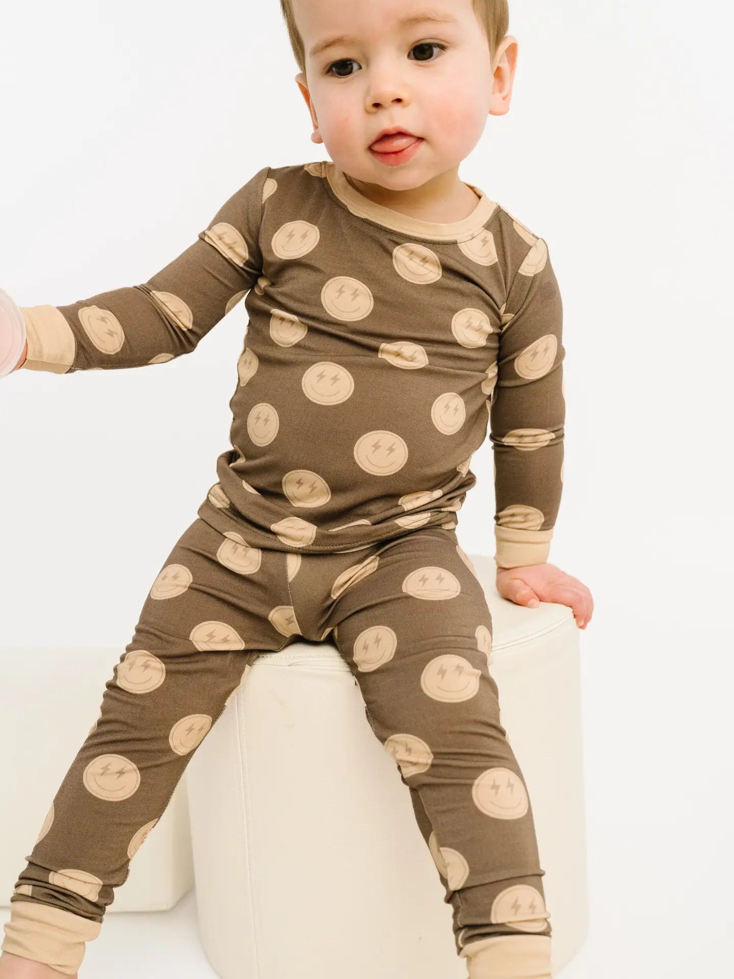 Neutral Smileys Bamboo Set