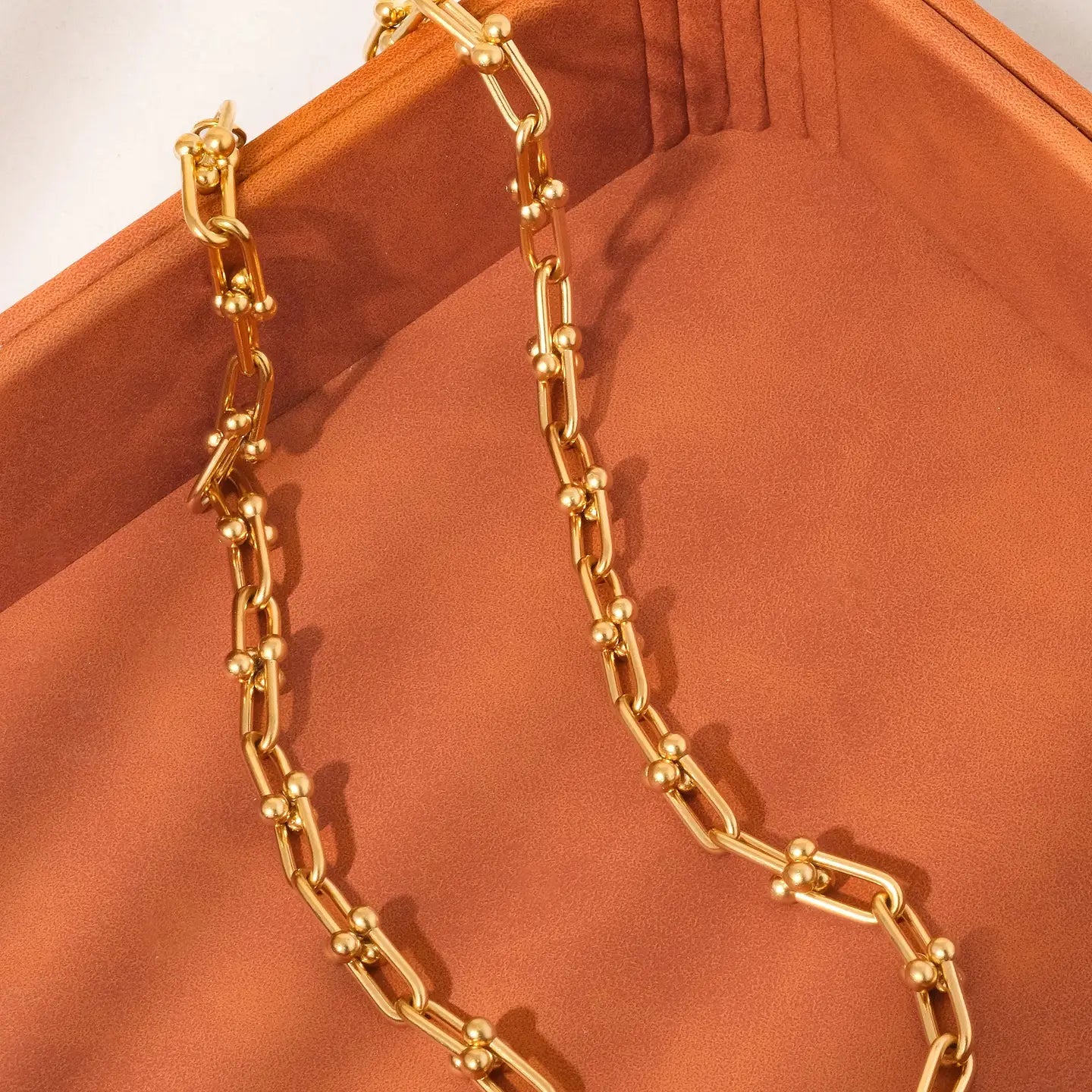 18K Gold Non-Tarnish Bold Chain Necklace
