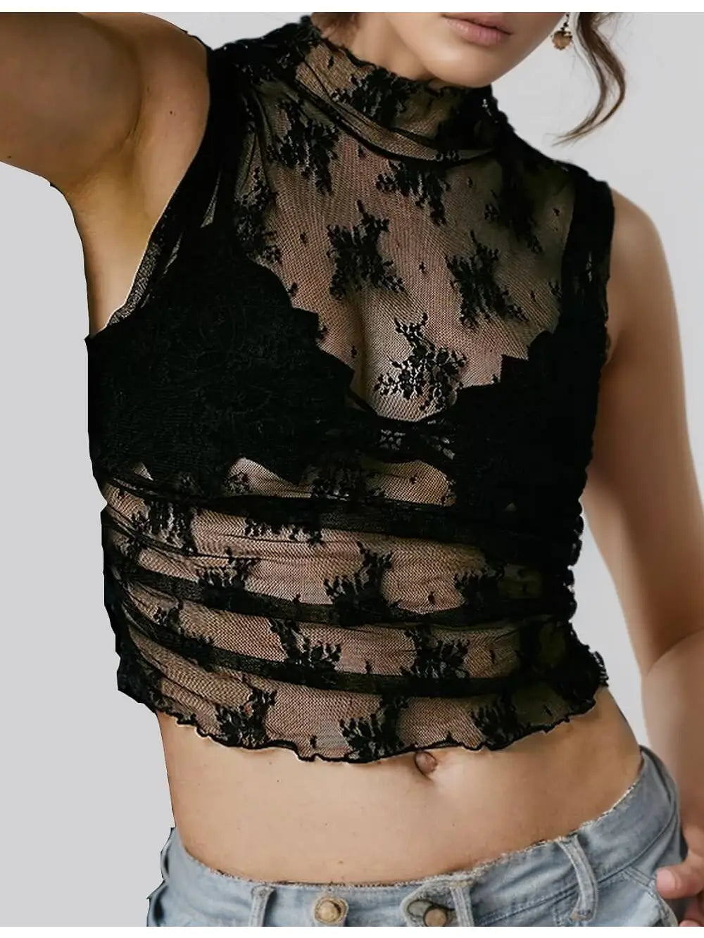 Eve Sleevless Lace Top