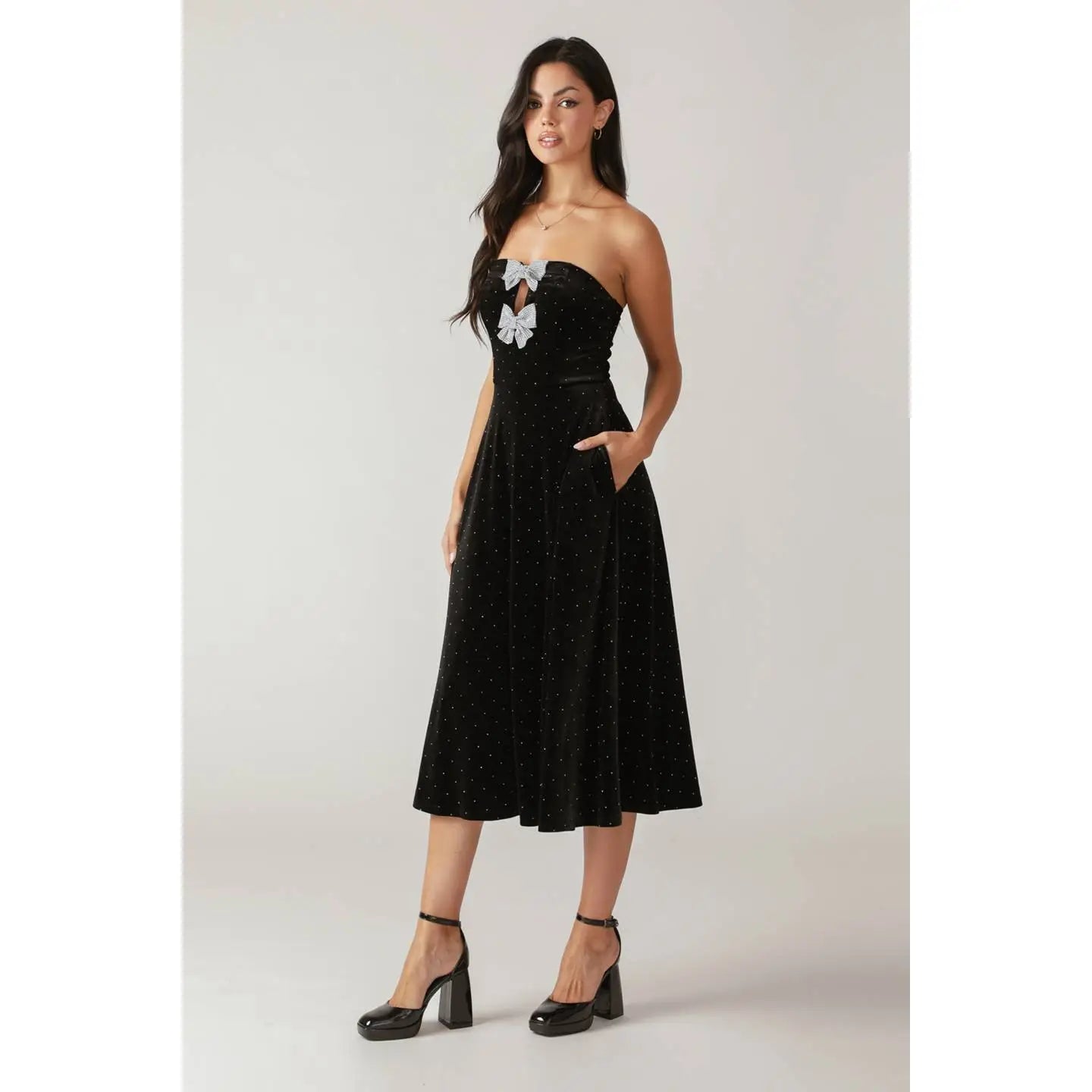 Emersyn Embellished Velvet Midi Dress